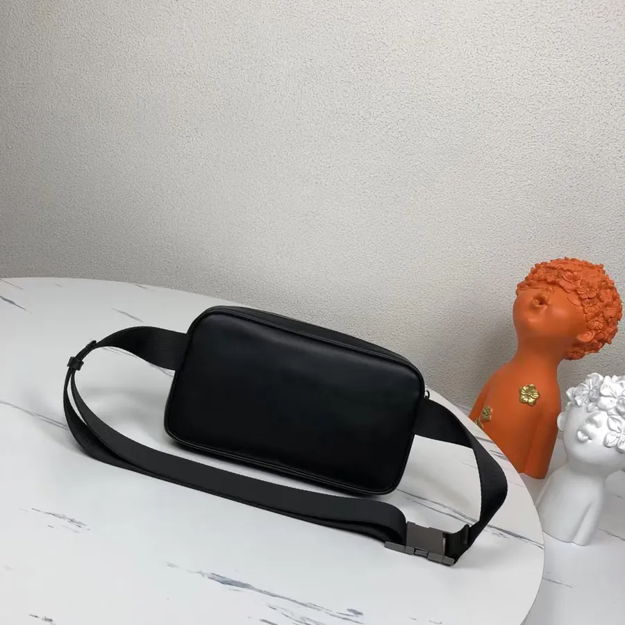 P350 BV New Intrecciato Leather Mini Waist Bag