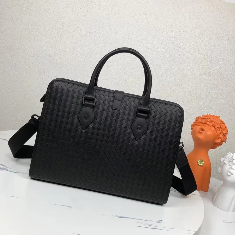 P600 Bottega Veneta Men's Custom Briefcase Classic Design