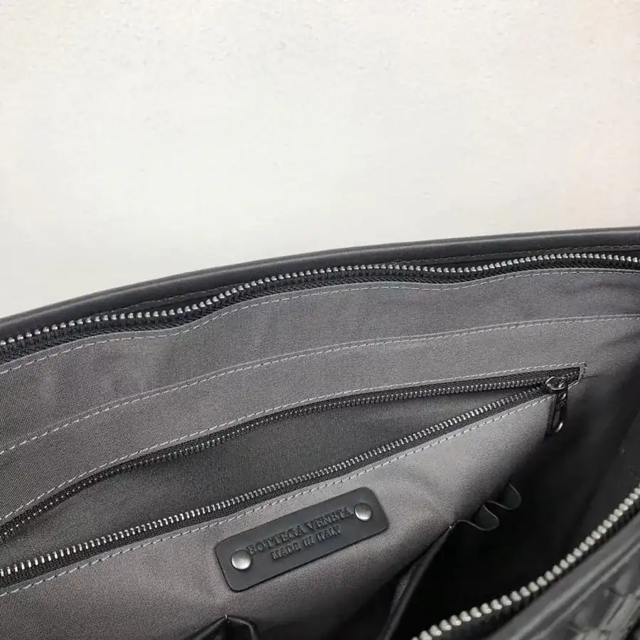 P600 Bottega Veneta Men's Custom Briefcase Classic Design