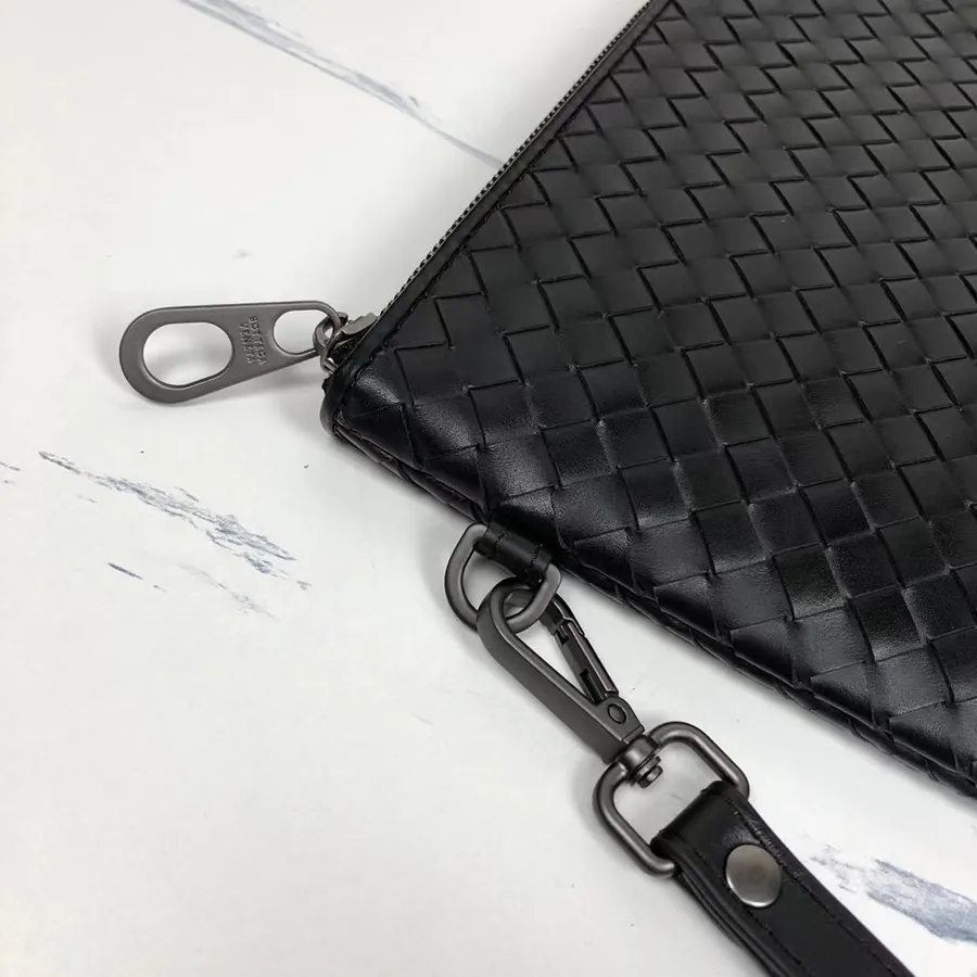 BV Men's Wallet Bag Handcrafted Waxed Calfskin