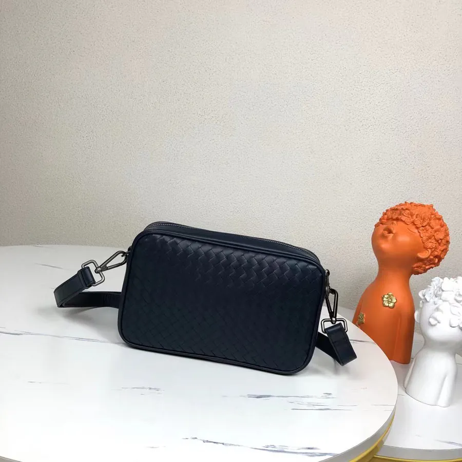 P400BV Premium Handcrafted Bucket Bag
