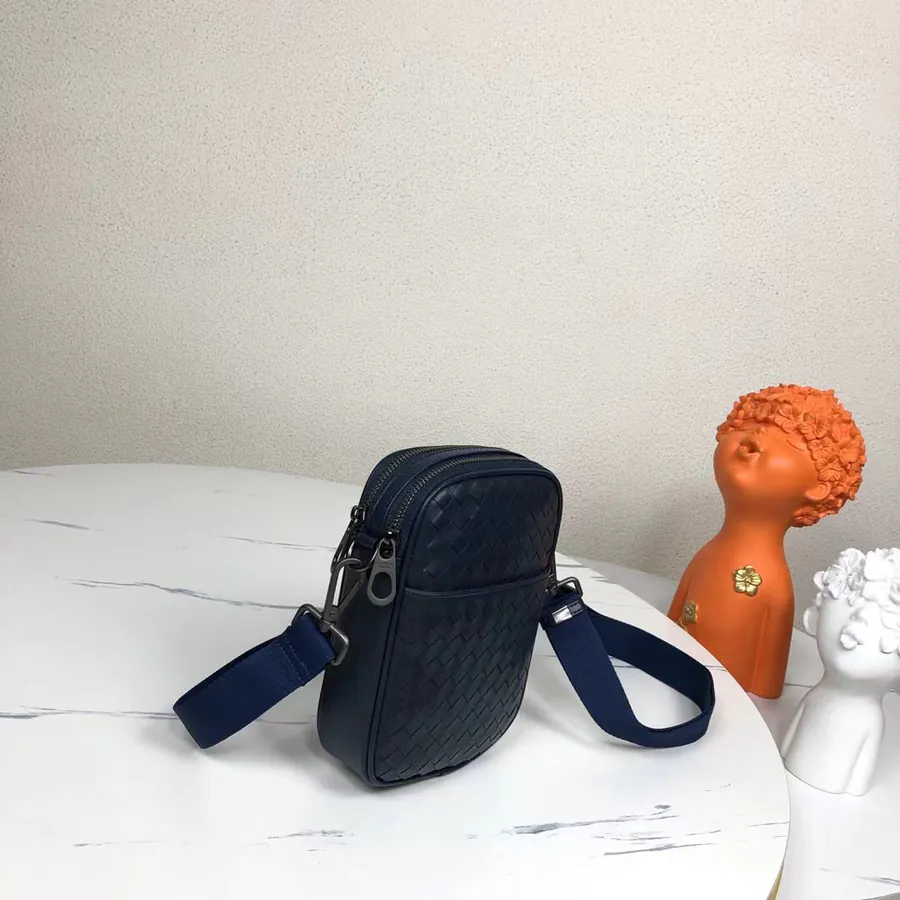 P350 BV Premium Men's Crossbody Phone Bag