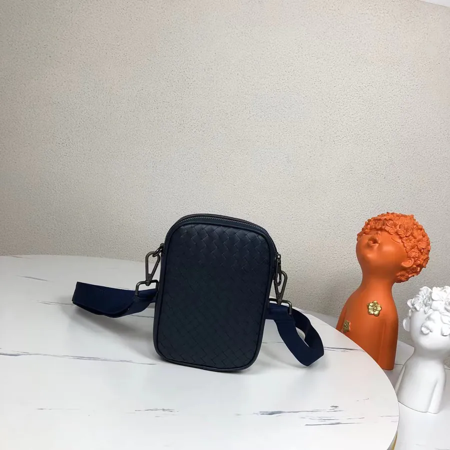P350 BV Premium Men's Crossbody Phone Bag