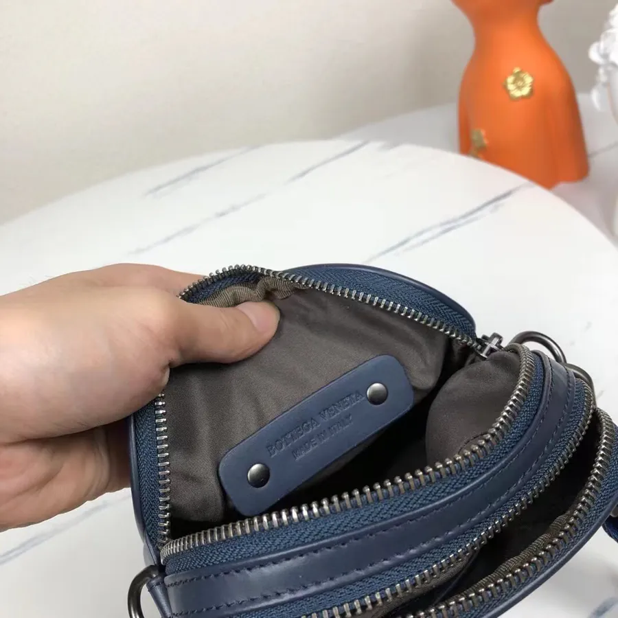 P350 BV Premium Men's Crossbody Phone Bag