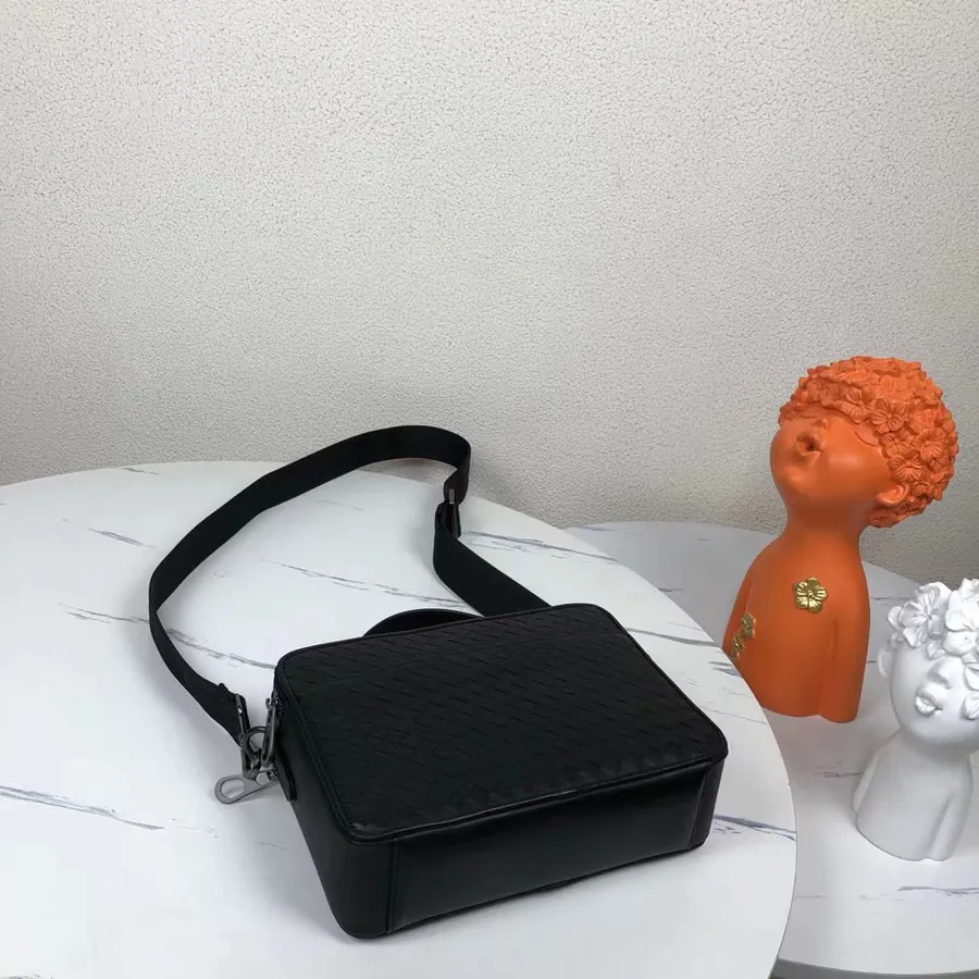 P 420 BV Men's Mini Crossbody Bag