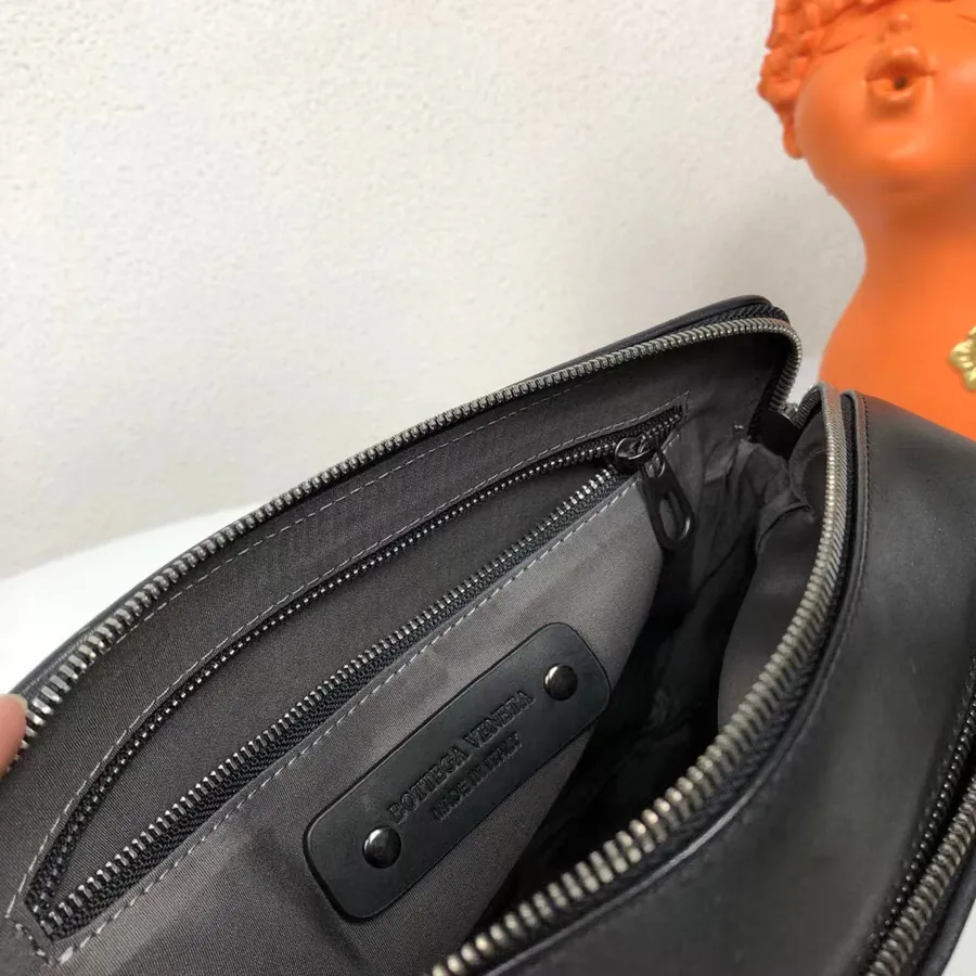 P 400 BV Men's Mini Crossbody Bag