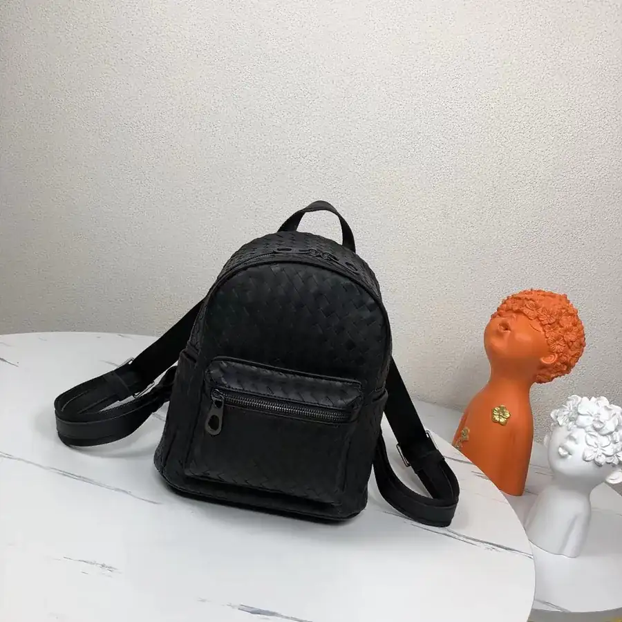 P550 BV Men's Backpack Premium Quality, Official Website Synchronized