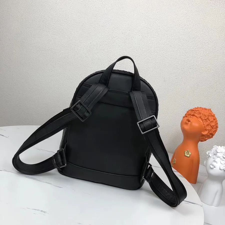P600 BV Latest Men's Backpack Premium Leather, Elegant Design