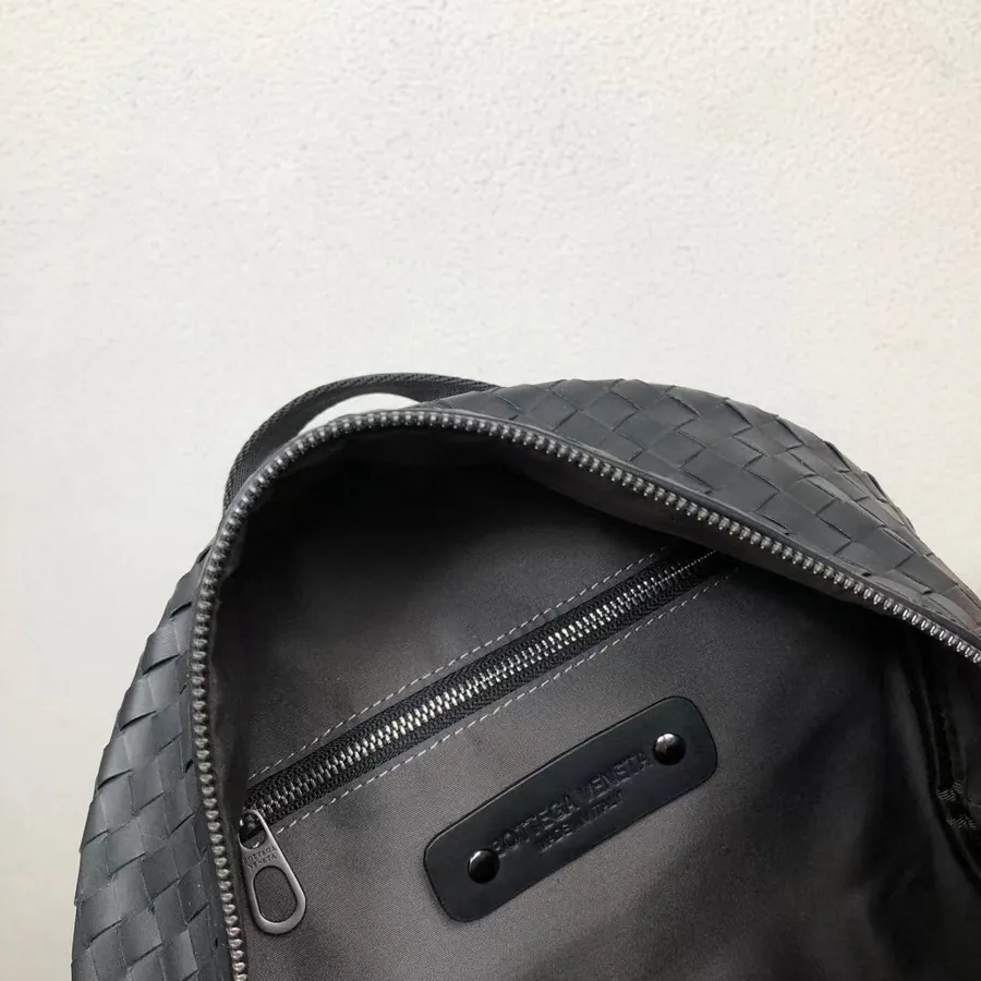 P600 BV Latest Men's Backpack Premium Leather, Elegant Design