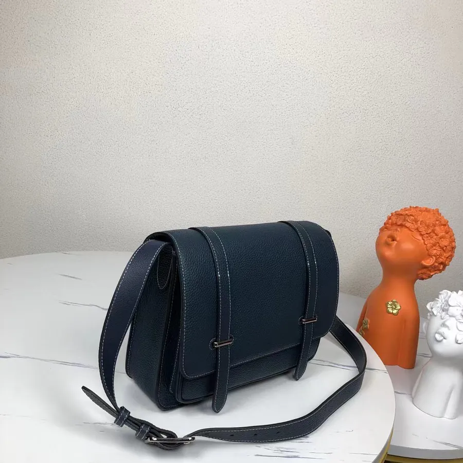 P530 Equestrian New Mens Shoulder Bag