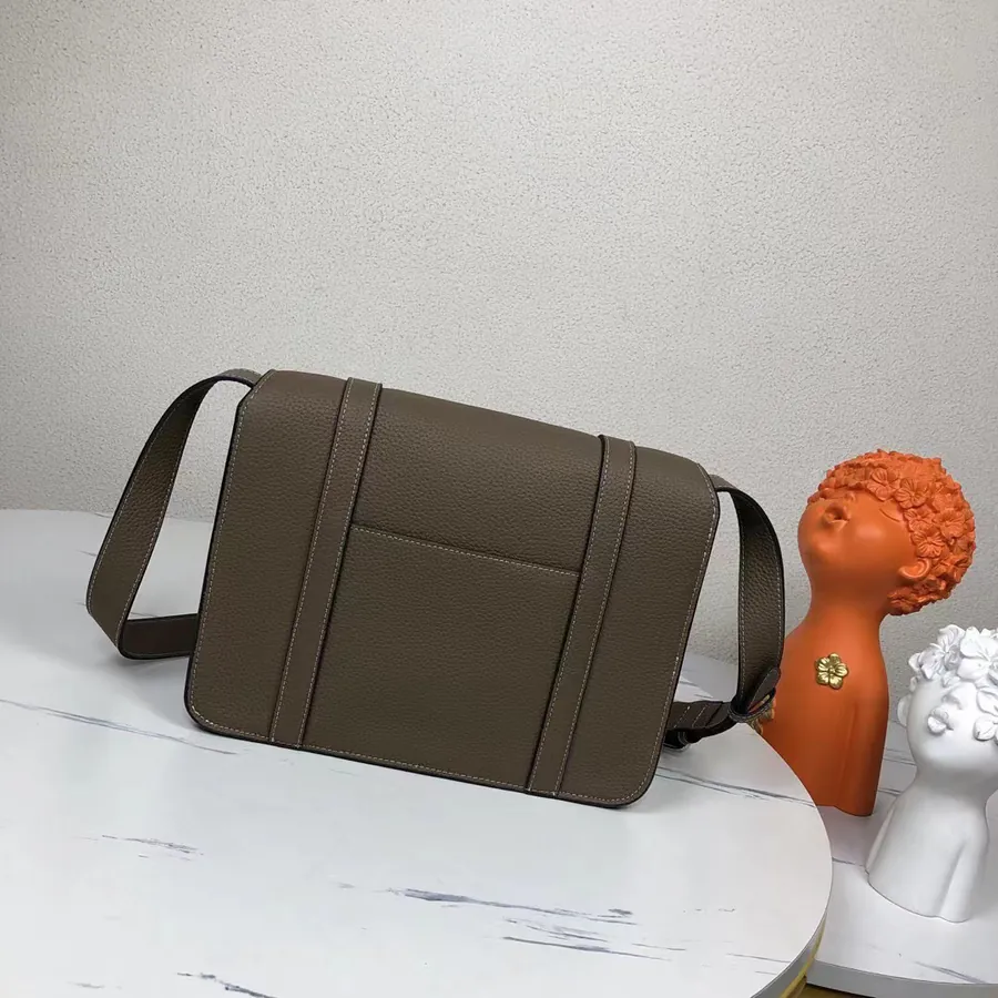 P530 Equestrian New Mens Shoulder Bag