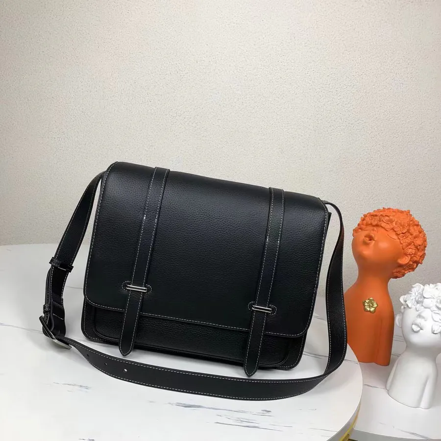 Aeropostale Latest Men's Crossbody Bag