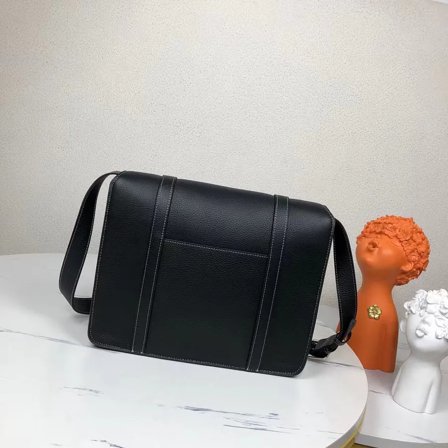 Aeropostale Latest Men's Crossbody Bag