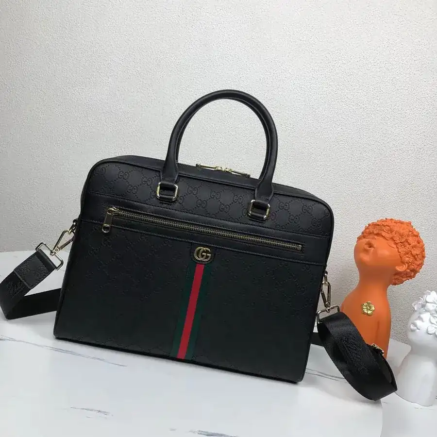 P520 G Family Double G Briefcase, Premium Leather, Stylish Business Bag