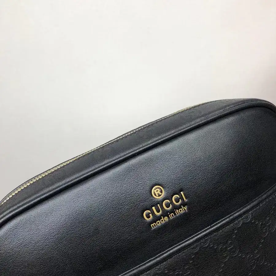 P400 G Family Italy Crossbody Bag