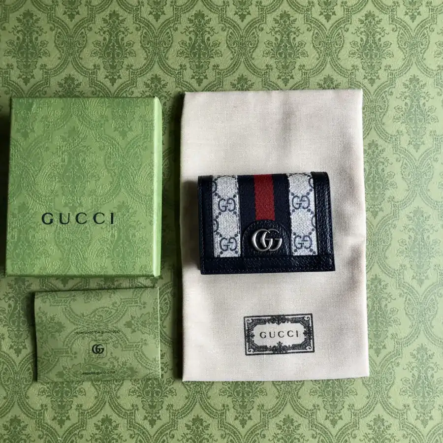 G Classic Lo Design Wallet Premium Edition