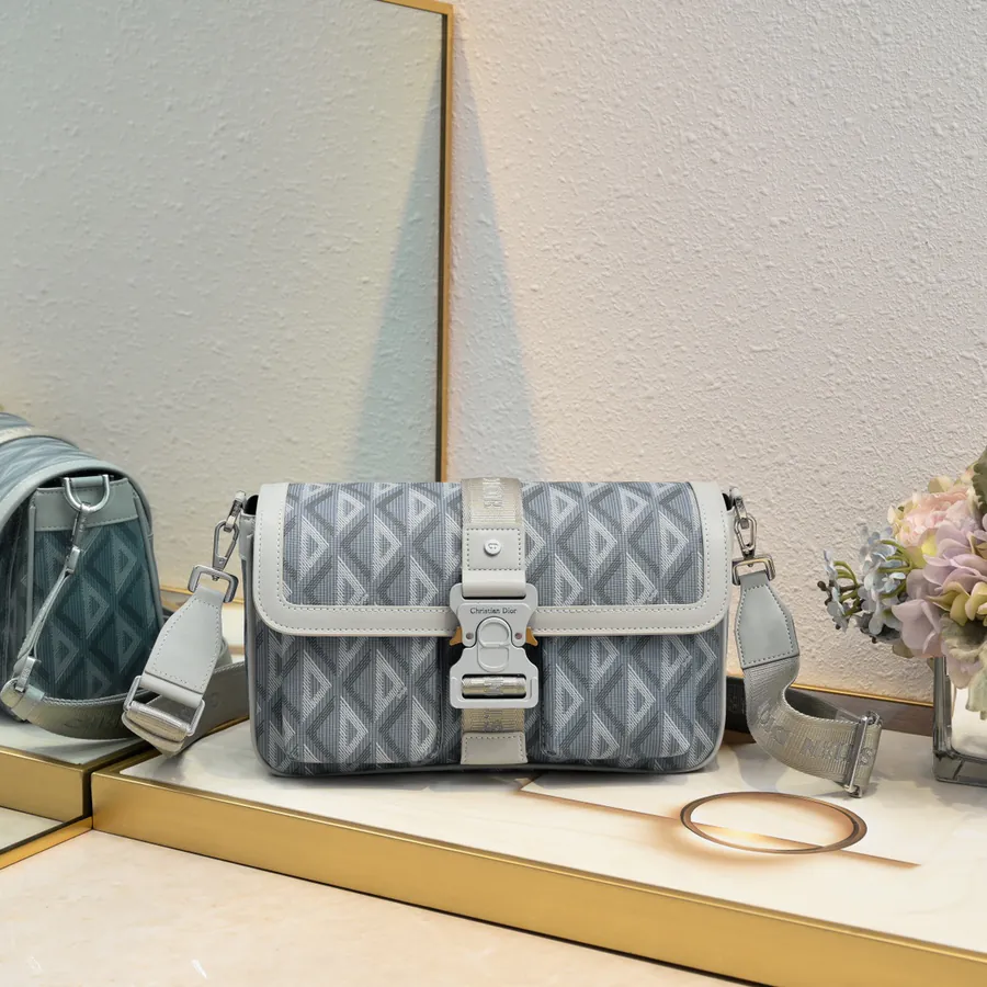 Hit the Road Messenger Bag Modern Style, Premium Craftsmanship
