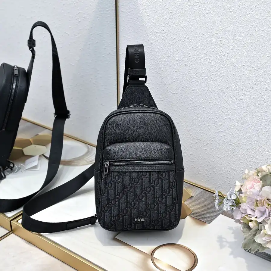 Oblique Print Crossbody Bag Seasonal New Design