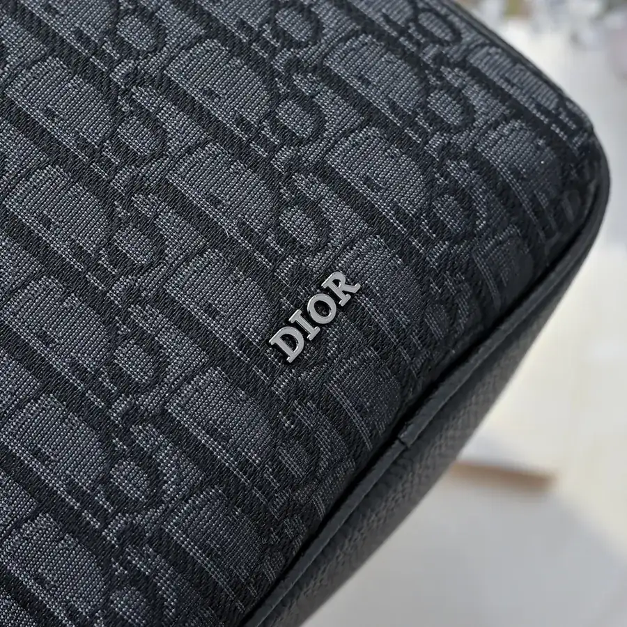 Oblique Print Crossbody Bag Seasonal New Design