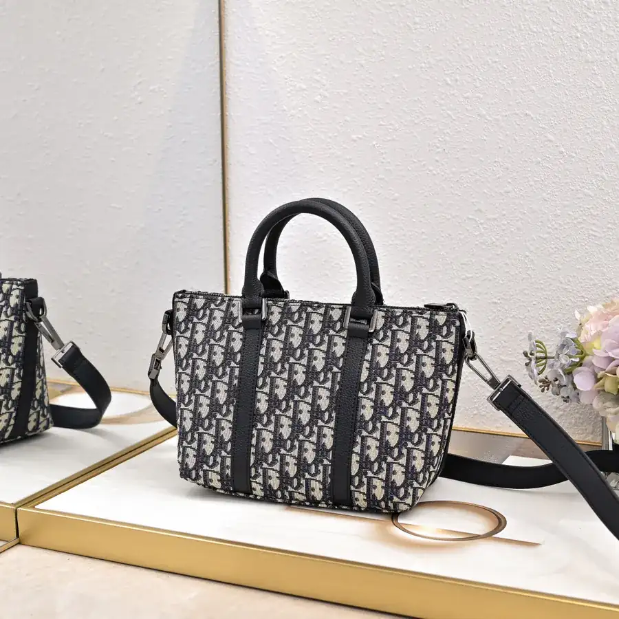 Dior Weekender 25 Handbag with Classic Design