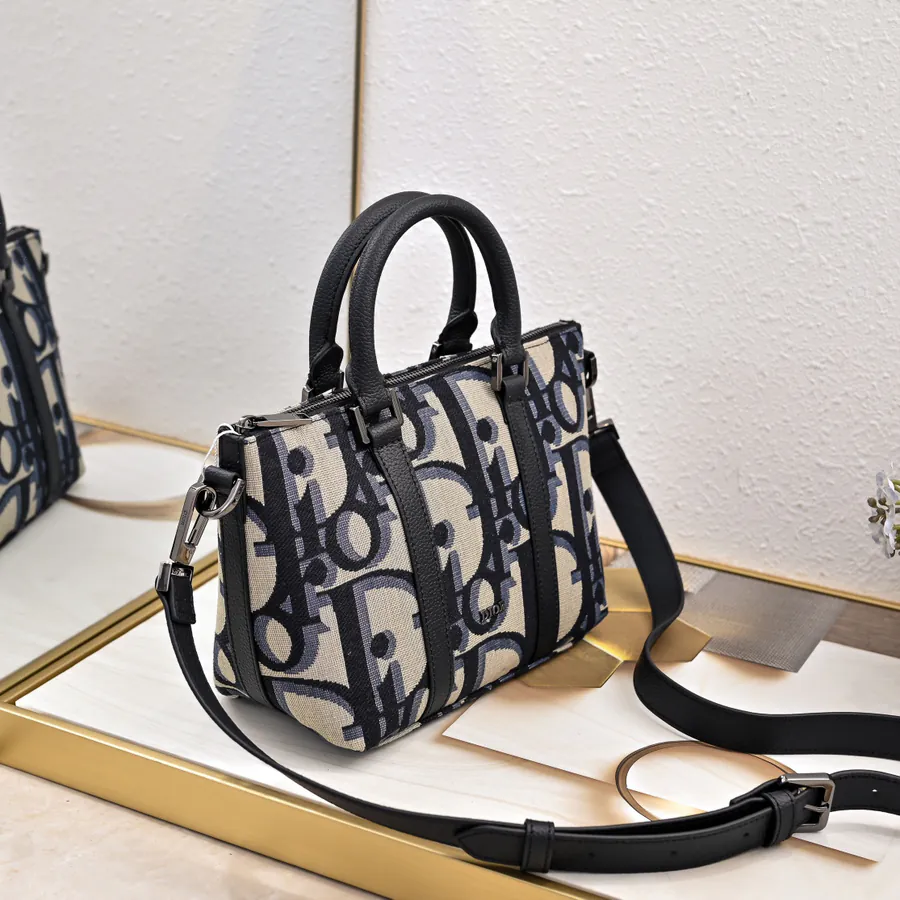 Dior Weekender25 Handbag in Blue