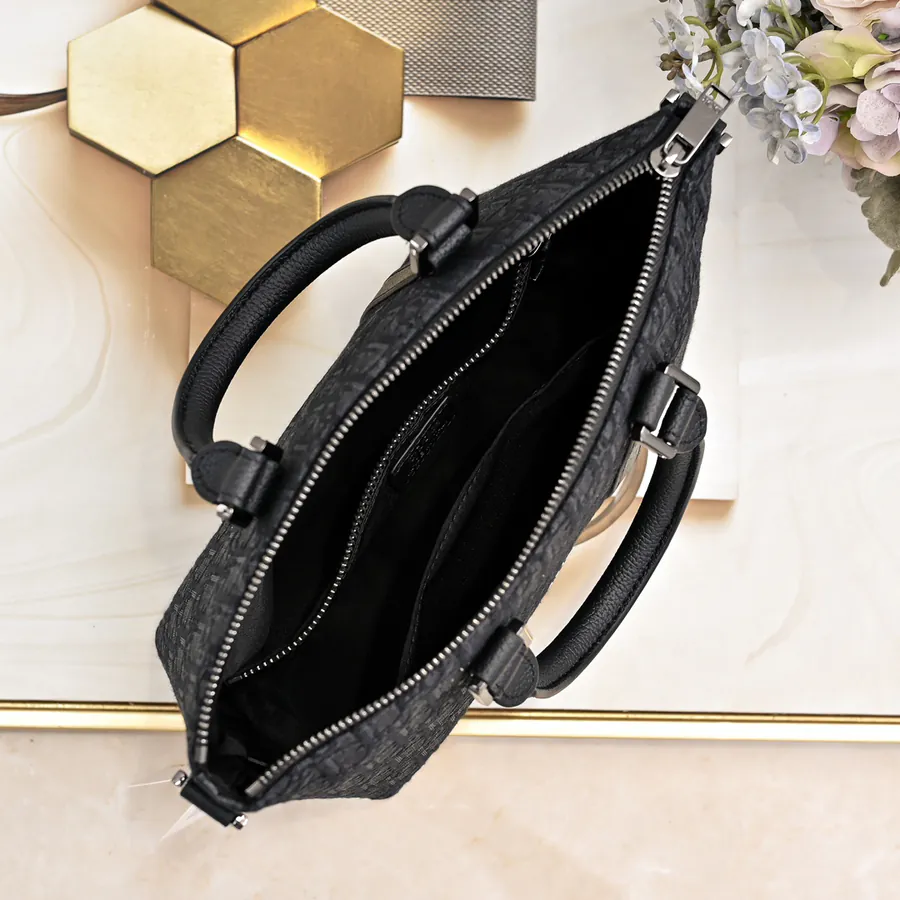 Dior Weekender25 Handbag in Black