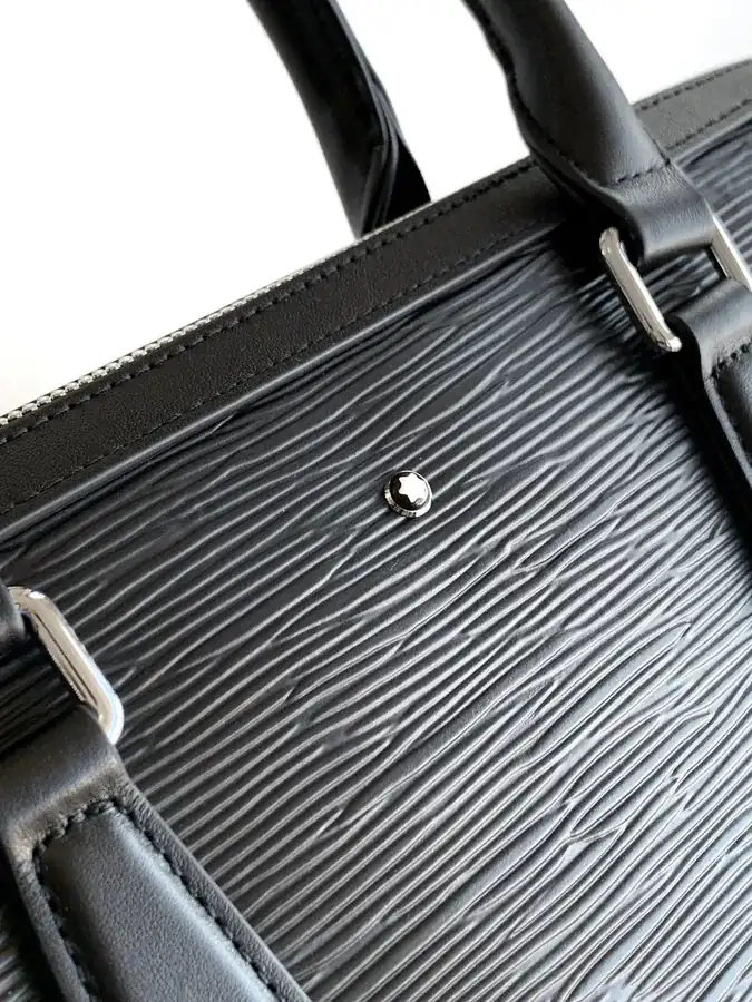 Original M033 1 Briefcase Premium Leather, High Fiber Lining, Elegant Design