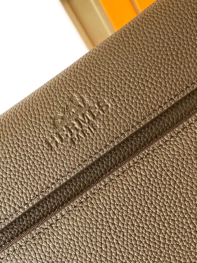 Ema 7062 4 Cardigan Calfskin Handbag