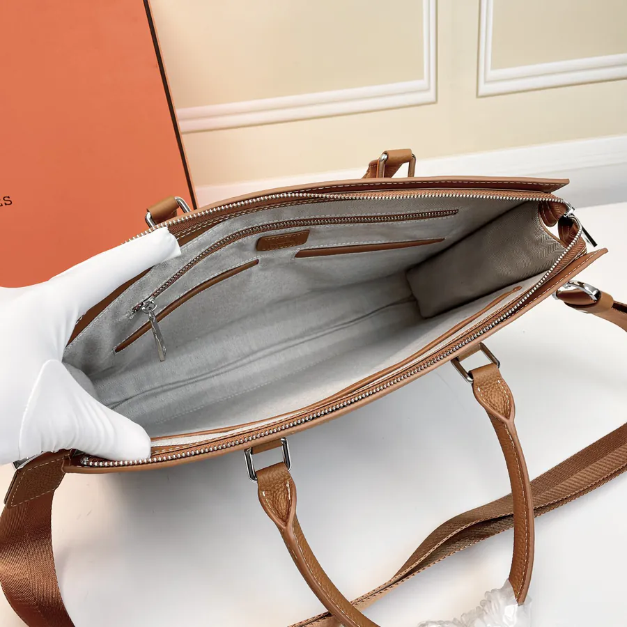 Original Emma Bucket Bag in Tan