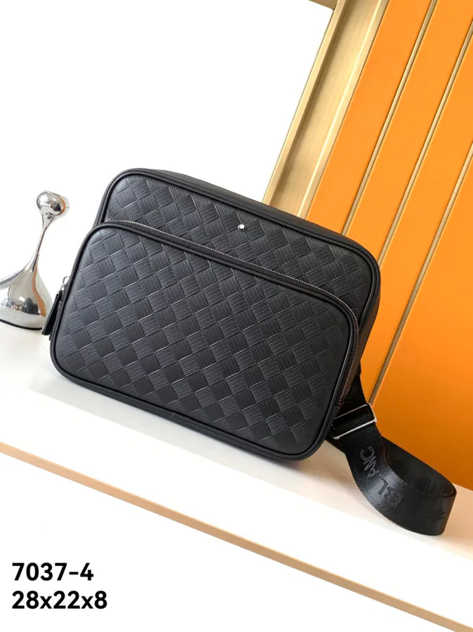 MONTBLANC 7037 4 Black Genuine Leather Crossbody Bag