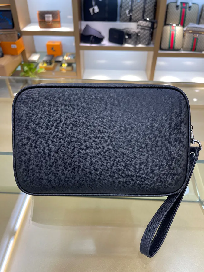 Mondaine Bucket Bag in Grained Calfskin