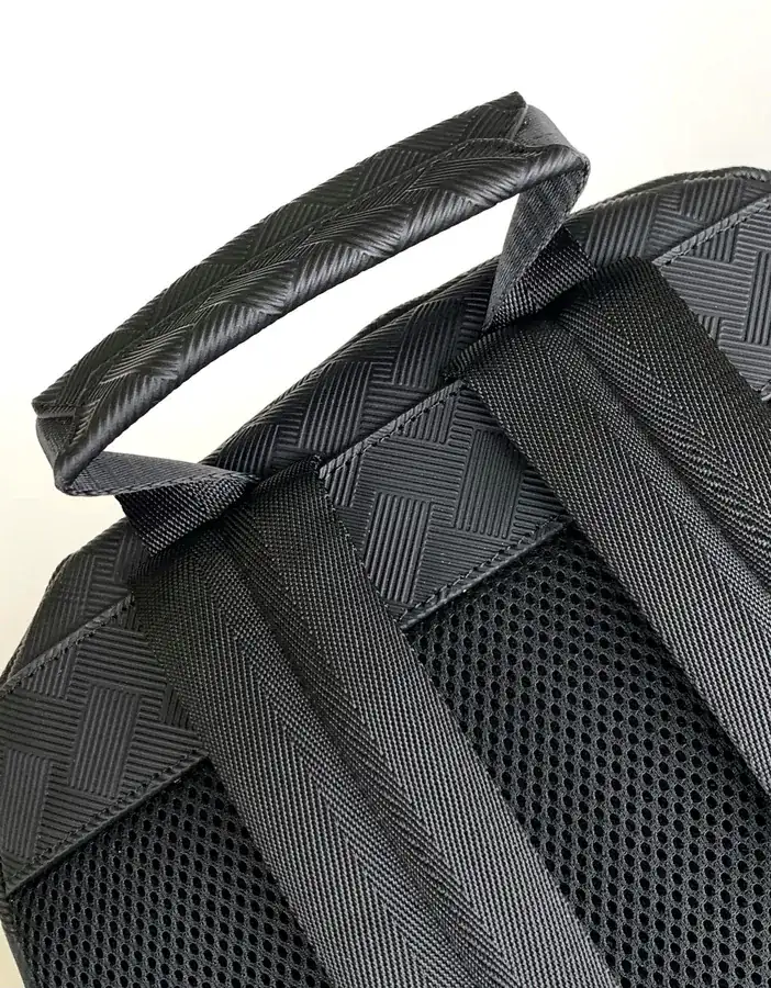 Mondaine New Backpack 6078 1, Premium Black