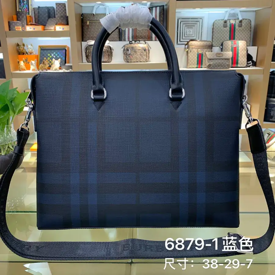 BURBERRY Classic Navy Blue Tote