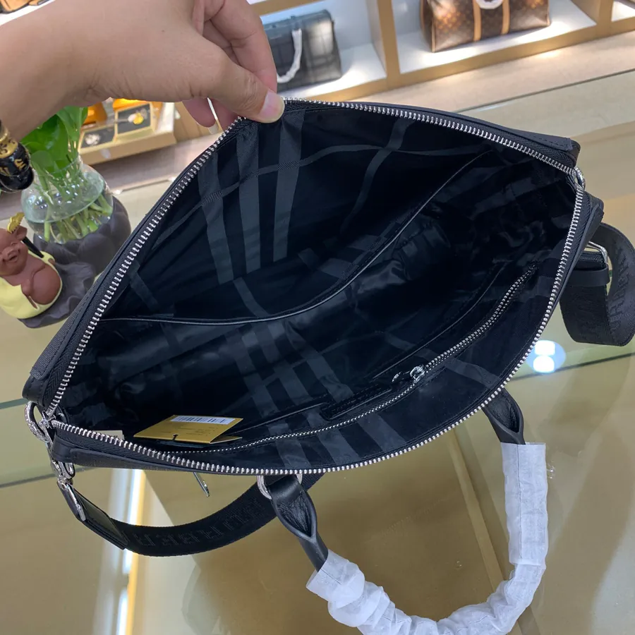BURBERRY Classic Navy Blue Tote