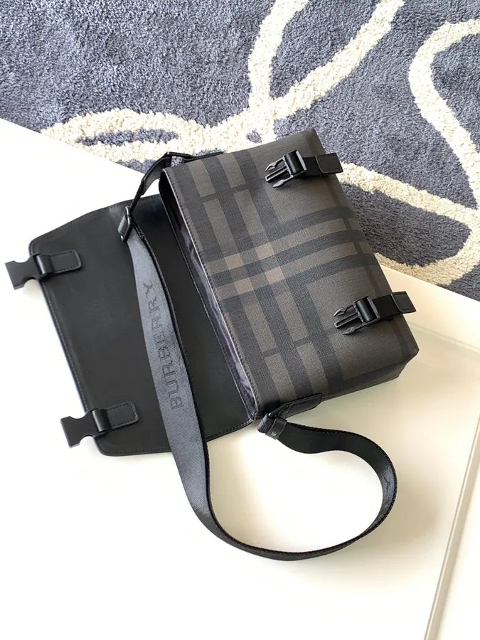 Chanel 6046 2 Crossbody Bag