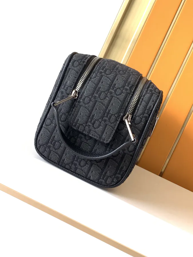 Black D Top Handbag Premium and Stylish