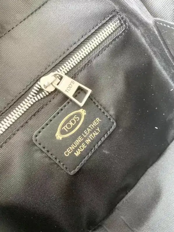 TOD'S Camera Bag Stylish and Trendy, Unisex Design
