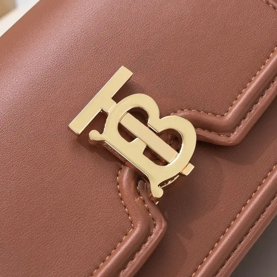 Thomas Burberry TB Exclusive Logo Zip Tote