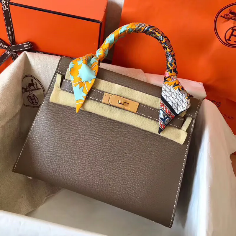 Hermes Classic Handbag Grained Calfskin, Versatile Carry