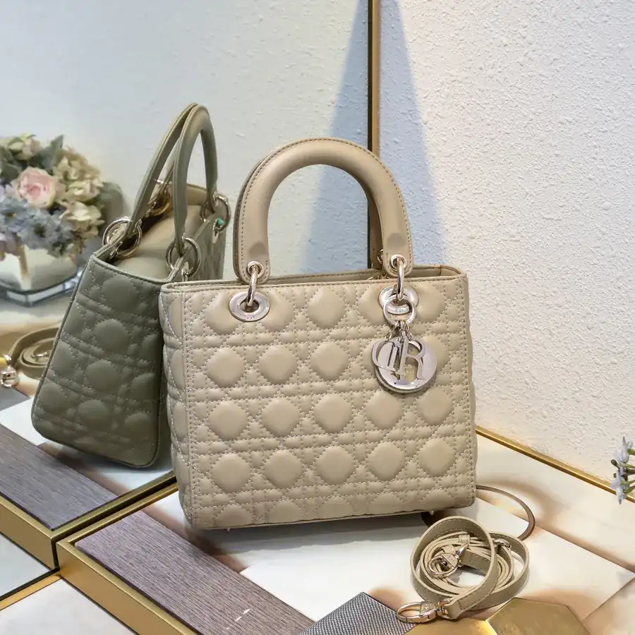 My Lady Bucket Bag in Grained Calfskin