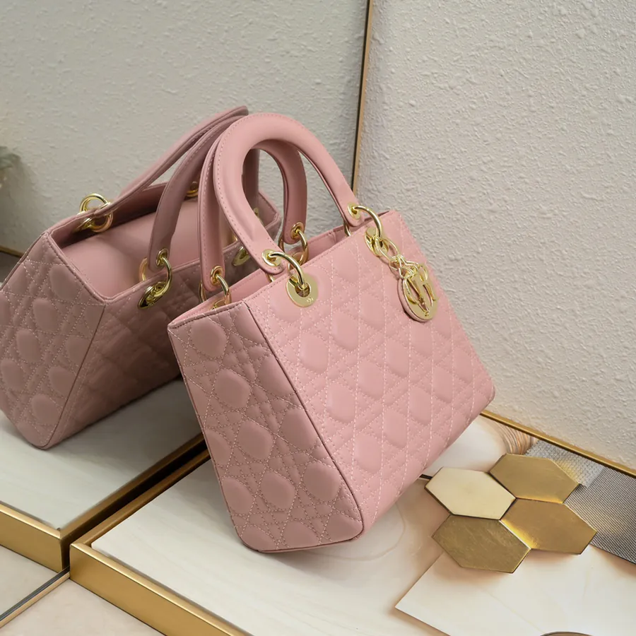 My Lady Bucket Bag in Grained Calfskin Pink