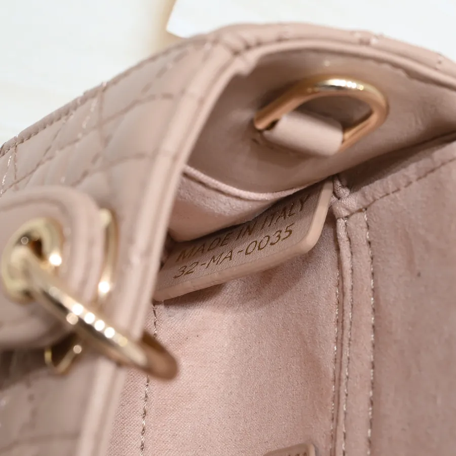D Joy Mini Crossbody Bag in Genuine Leather