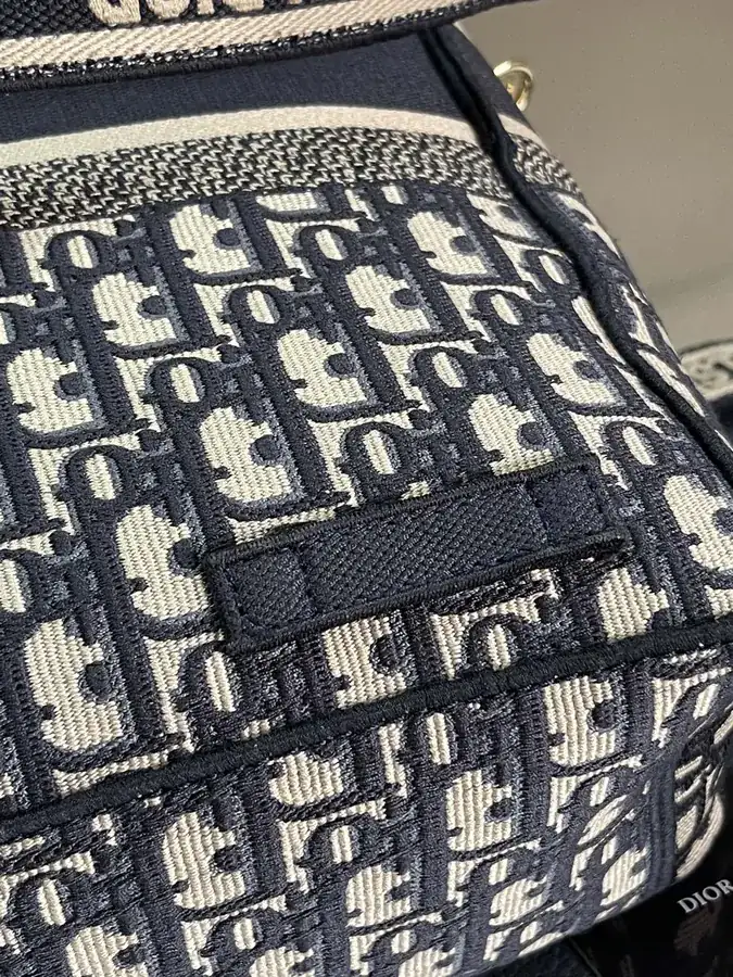 Cambridge London Latest Monogram Messenger Bag