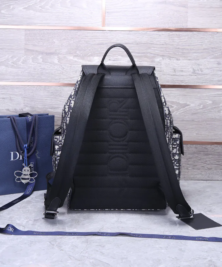 DIOR Saddle Crossbody with Oblique Print and Grained Calfskin Details