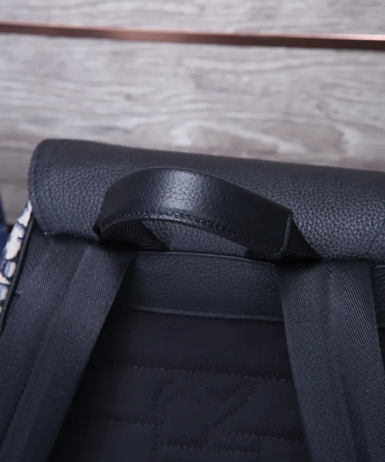 DIOR Saddle Crossbody with Oblique Print and Grained Calfskin Details