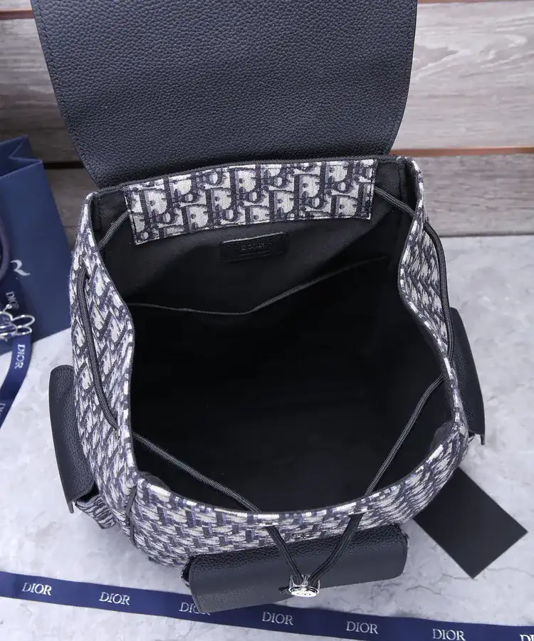 DIOR Saddle Crossbody with Oblique Print and Grained Calfskin Details