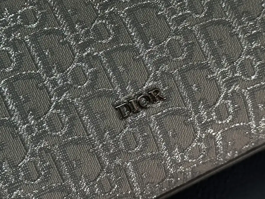 Lingot 22 Handbag Modern Design with Oblique Print and Grained Calfskin