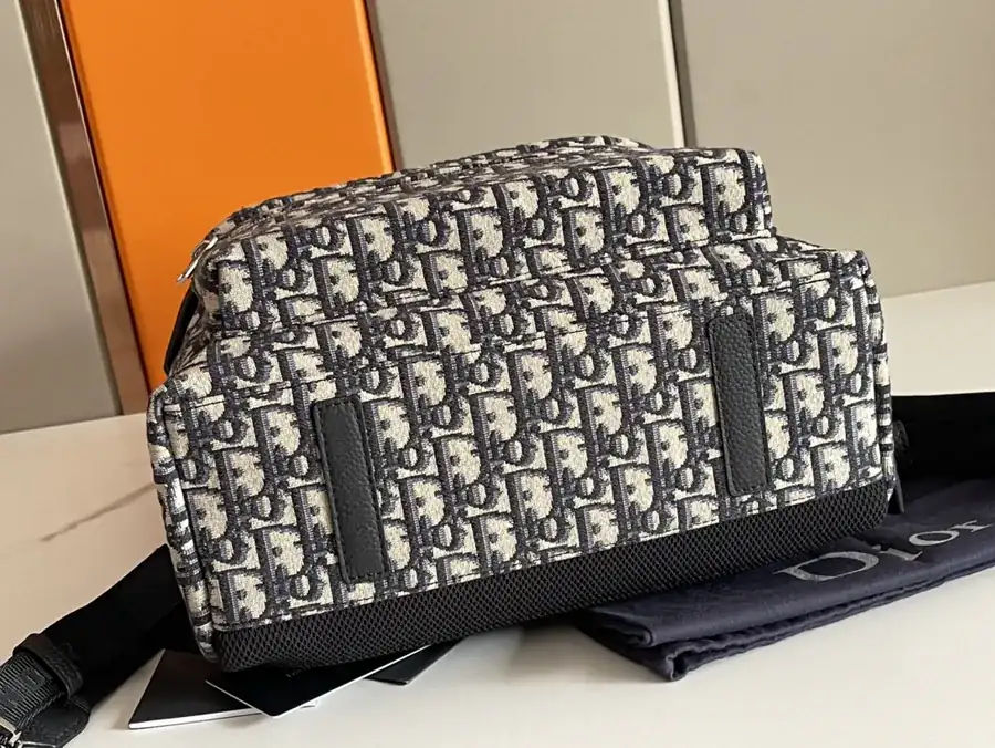 DIO.R Oblique 2021 Double Shoulder Bag