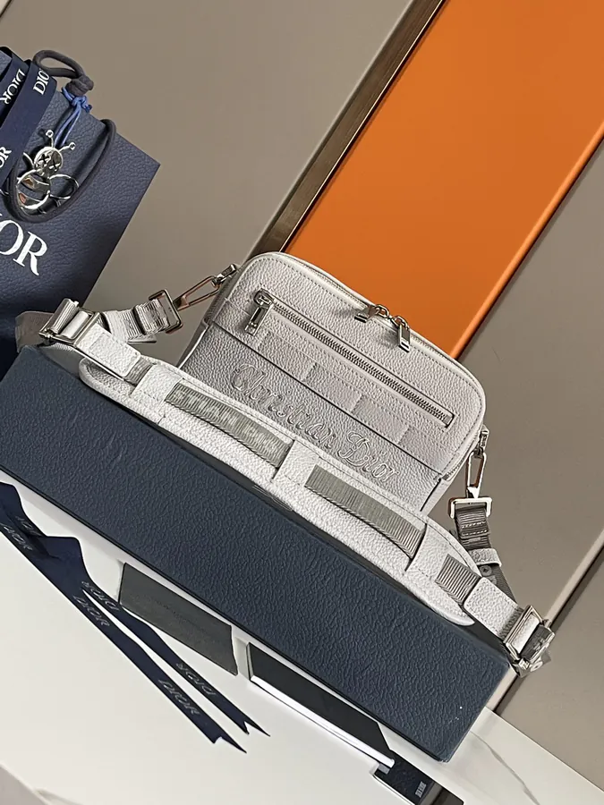 Safari Messenger Bag Mini Size, Grained Calfskin