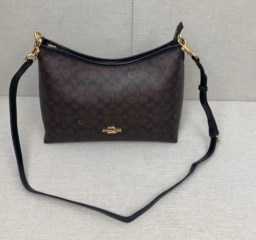 Coco 2024 August New Laurela Crossbody Bag